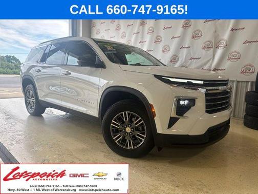 Summit White 2026 Chevrolet Traverse LT