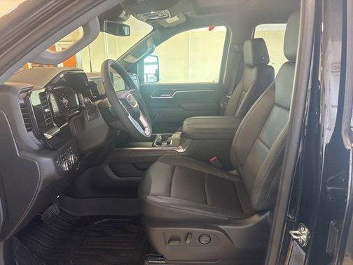 2026 GMC Sierra 2500 SLT