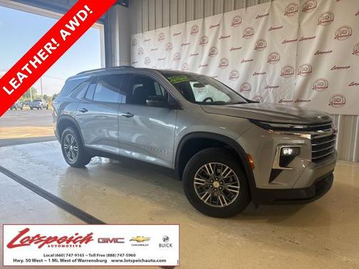2025 Chevrolet Traverse LT