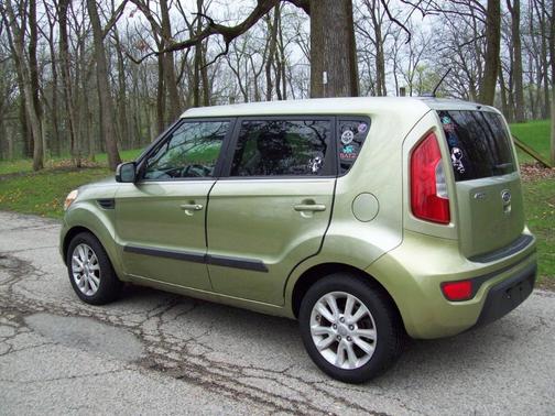 2012 Kia Soul +