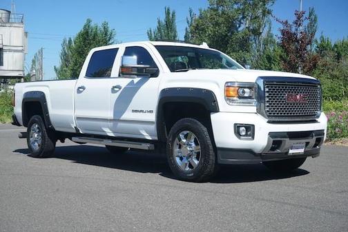 Photo 2 of 32 of 2016 GMC Sierra 3500 Denali