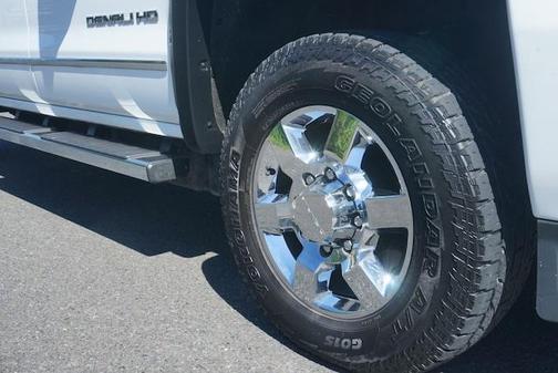 Photo 3 of 32 of 2016 GMC Sierra 3500 Denali