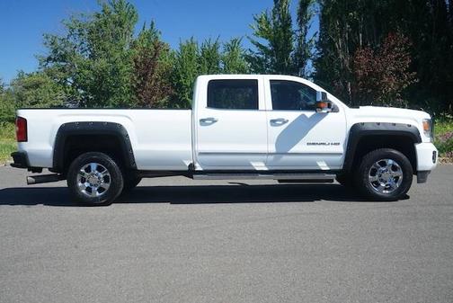 Photo 4 of 32 of 2016 GMC Sierra 3500 Denali