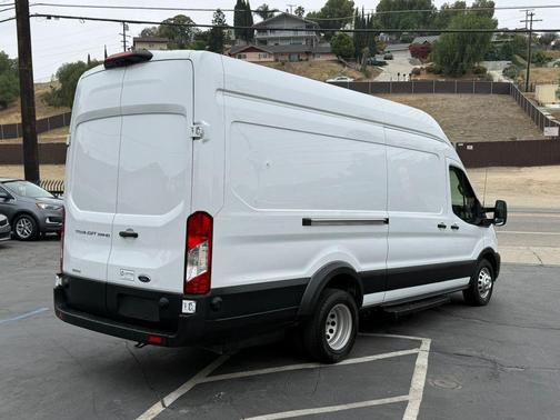 Oxford White 2022 Ford Transit-350 Base