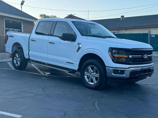 Oxford White 2024 Ford F-150 XLT