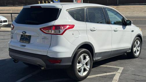 White 2015 Ford Escape SE