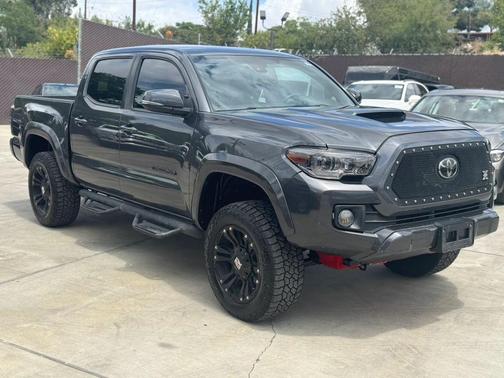 Magnetic Gray Metallic 2019 Toyota Tacoma TRD Sport