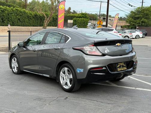 Green 2017 Chevrolet Volt LT