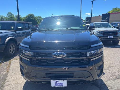 AGATE BLACK METALLIC 2023 Ford Expedition LIMITED