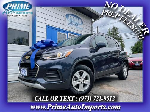 Photo 2 of 45 of 2019 Chevrolet Trax LT