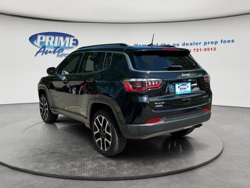 Diamond Black Crystal Pearlcoat 2018 Jeep Compass Limited