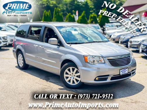 2016 Chrysler Town & Country Touring