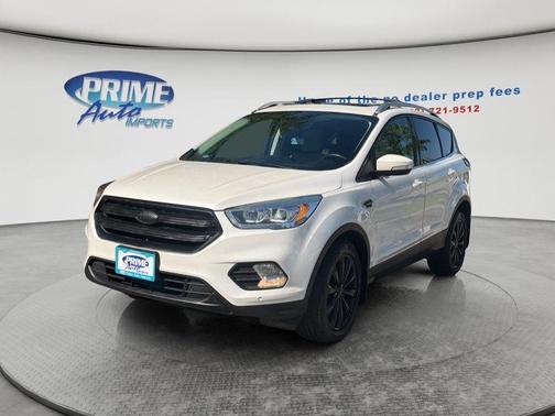White Platinum Metallic Tri-Coat 2018 Ford Escape Titanium
