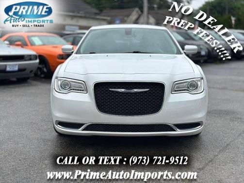 2015 Chrysler 300 Limited