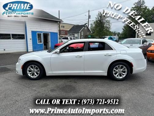 2015 Chrysler 300 Limited