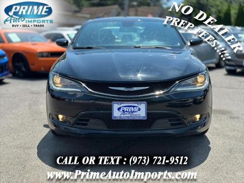 2016 Chrysler 200 S