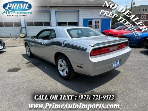 2010 Dodge Challenger SE