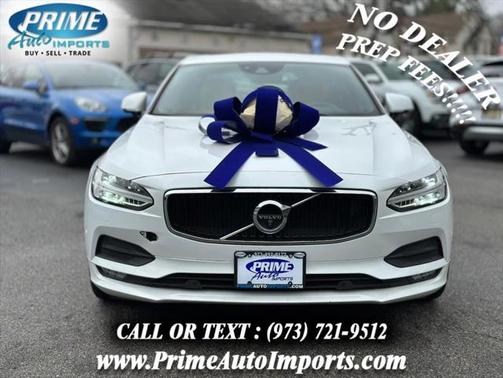 2018 Volvo S90 T6 Momentum