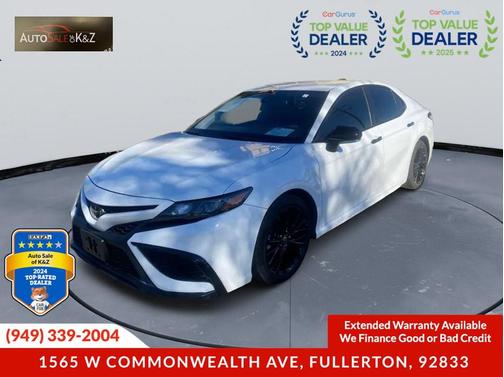 2022 Toyota Camry SE