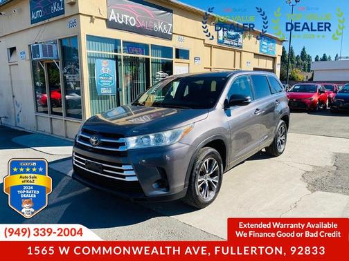 2017 Toyota Highlander LE I4