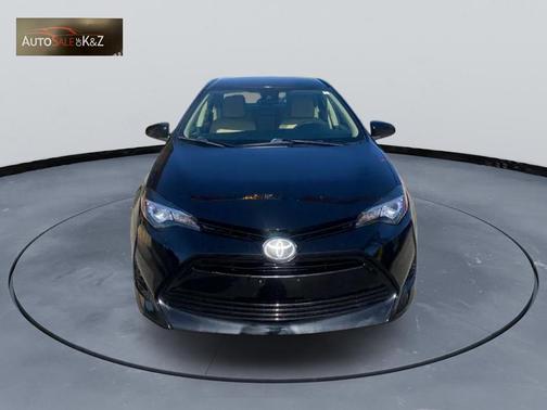 Black Sand Pearl 2017 Toyota Corolla LE