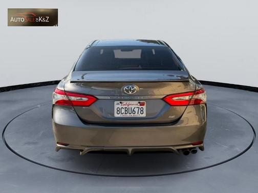 2018 Toyota Camry SE