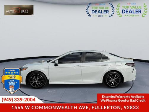 2023 Toyota Camry SE