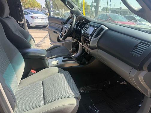 Gray 2008 Toyota Tacoma PreRunner Double Cab