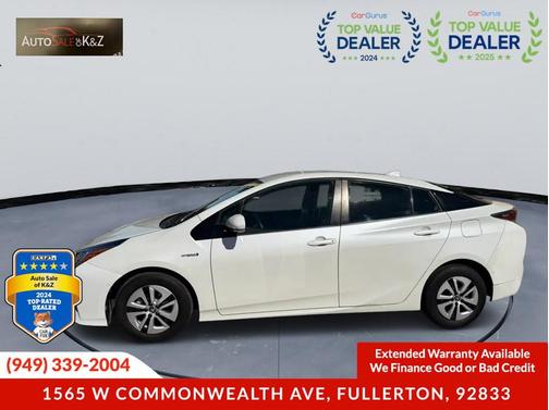 2017 Toyota Prius Three Touring