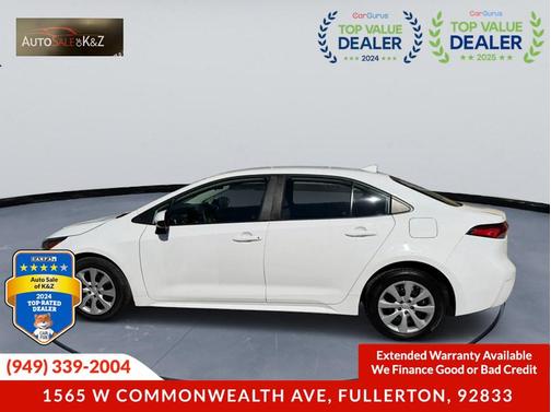 2017 Toyota Prius Three Touring