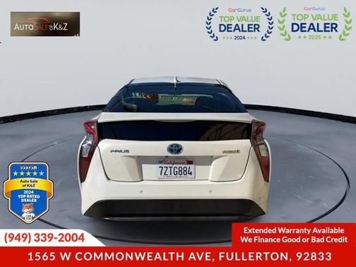 2017 Toyota Prius Three Touring