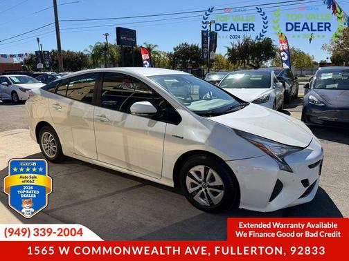 2017 Toyota Prius Three Touring