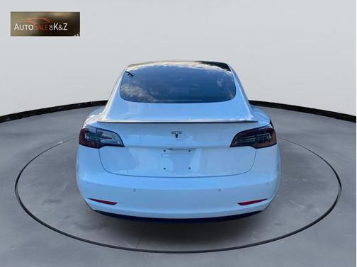 2018 Tesla Model 3 Performance