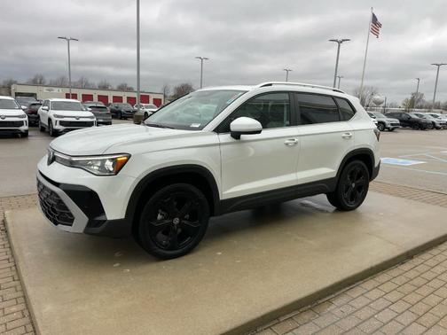 2026 Volkswagen Taos SEL