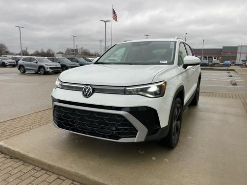 2026 Volkswagen Taos SEL