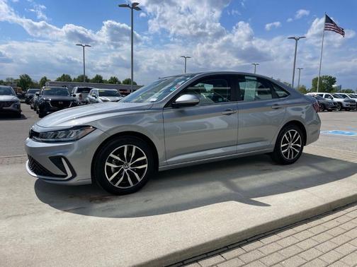 Pyrite Silver Metallic 2025 Volkswagen Jetta 1.5T SE