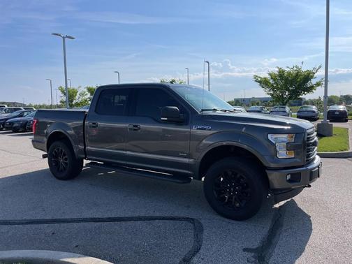 Gray 2017 Ford F-150 XLT