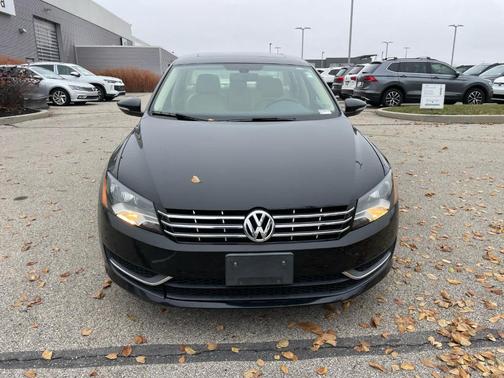 2012 Volkswagen Passat 2.5 SEL
