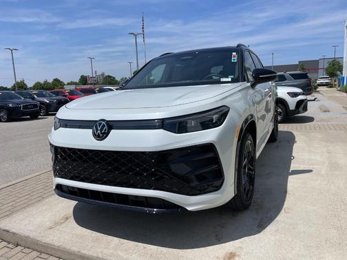 Opal White 2026 Volkswagen Tiguan 2.0T SE R-Line Black