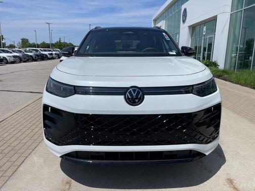 Opal White 2026 Volkswagen Tiguan 2.0T SE R-Line Black