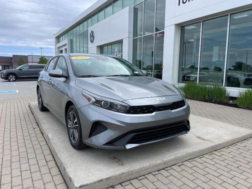 Steel Gray 2023 Kia Forte LXS
