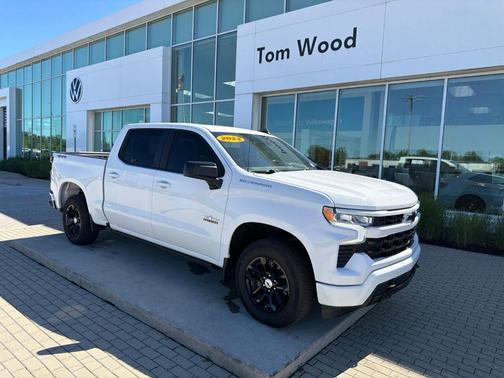Summit White 2022 Chevrolet Silverado 1500 RST