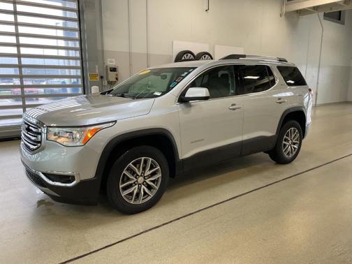 2019 GMC Acadia SLE-2