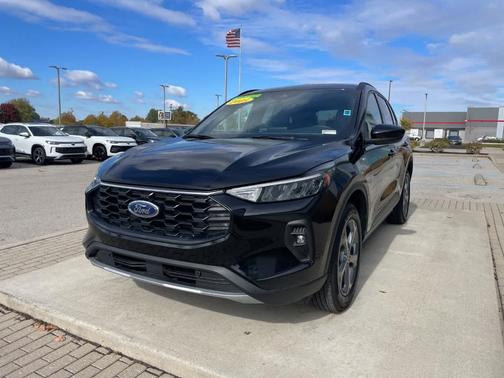 2025 Ford Escape ST-Line Select