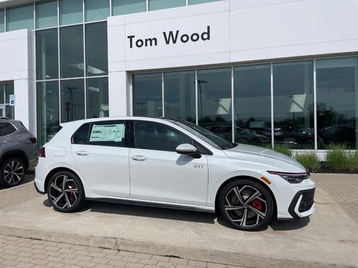 Opal White Pearl 2026 Volkswagen Golf GTI 2.0T SE