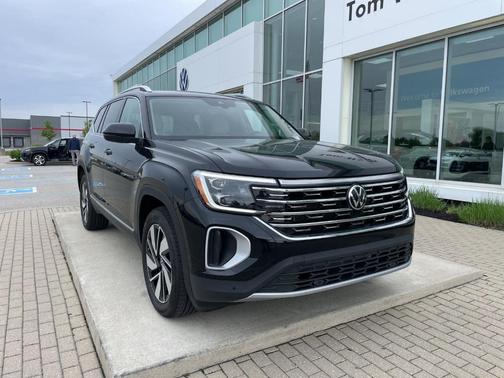 Deep Black Pearl Effect 2026 Volkswagen Atlas 2.0T SEL
