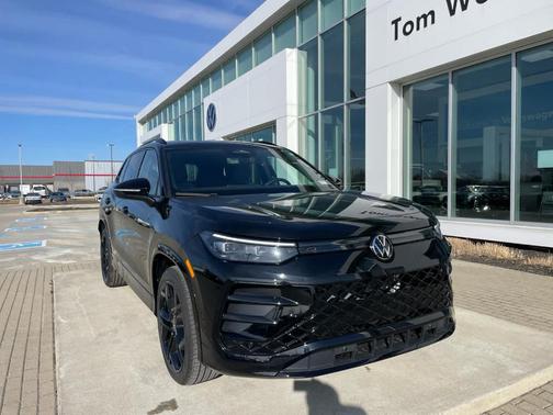 2026 Volkswagen Tiguan 2.0T SE R-Line Black