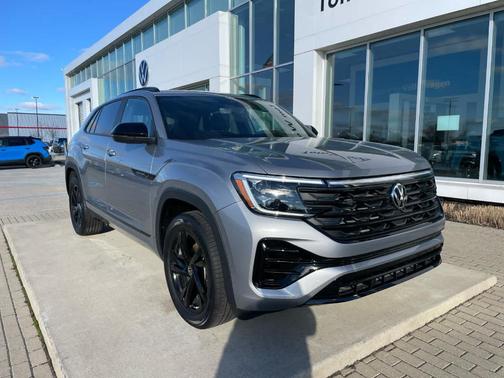 2025 Volkswagen Atlas Cross Sport 2.0T SEL R-Line Black