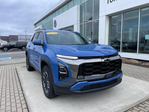 Reef Blue Metallic 2025 Chevrolet Equinox ACTIV
