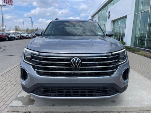 Silver Mist Metallic 2026 Volkswagen Atlas 2.0T SE